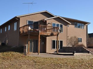 W7099 Edgewater Rd, Shawano, WI 54166