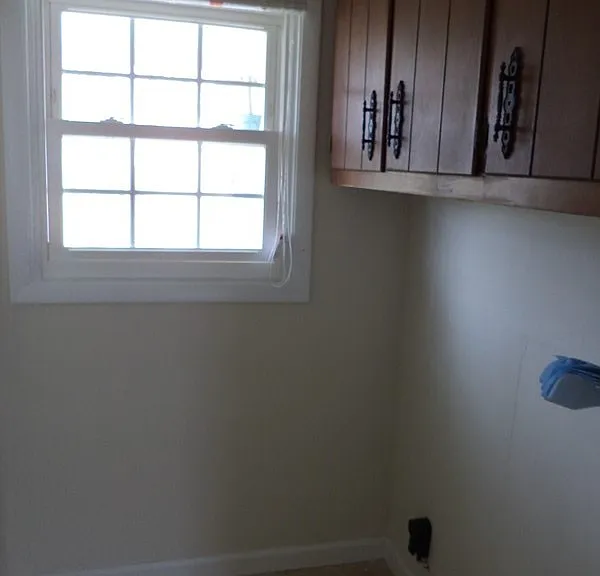 1905 Seward Dr — Photo 8
