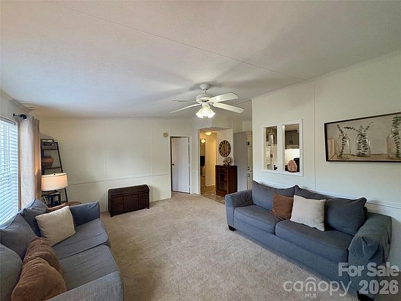 5th image of 3422 Edwards Rd