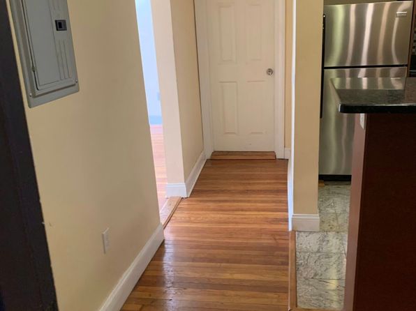 15 Park Dr APT 7