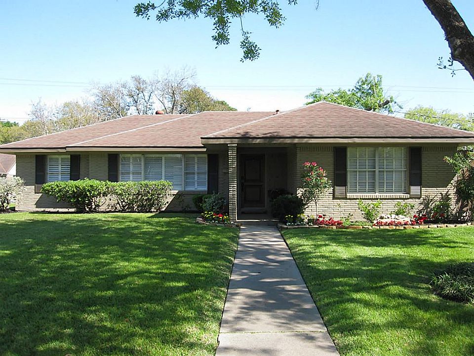 1st image of 4430 Stillbrooke Dr