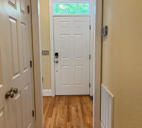 5th image of 3834 Greenway Dr SW