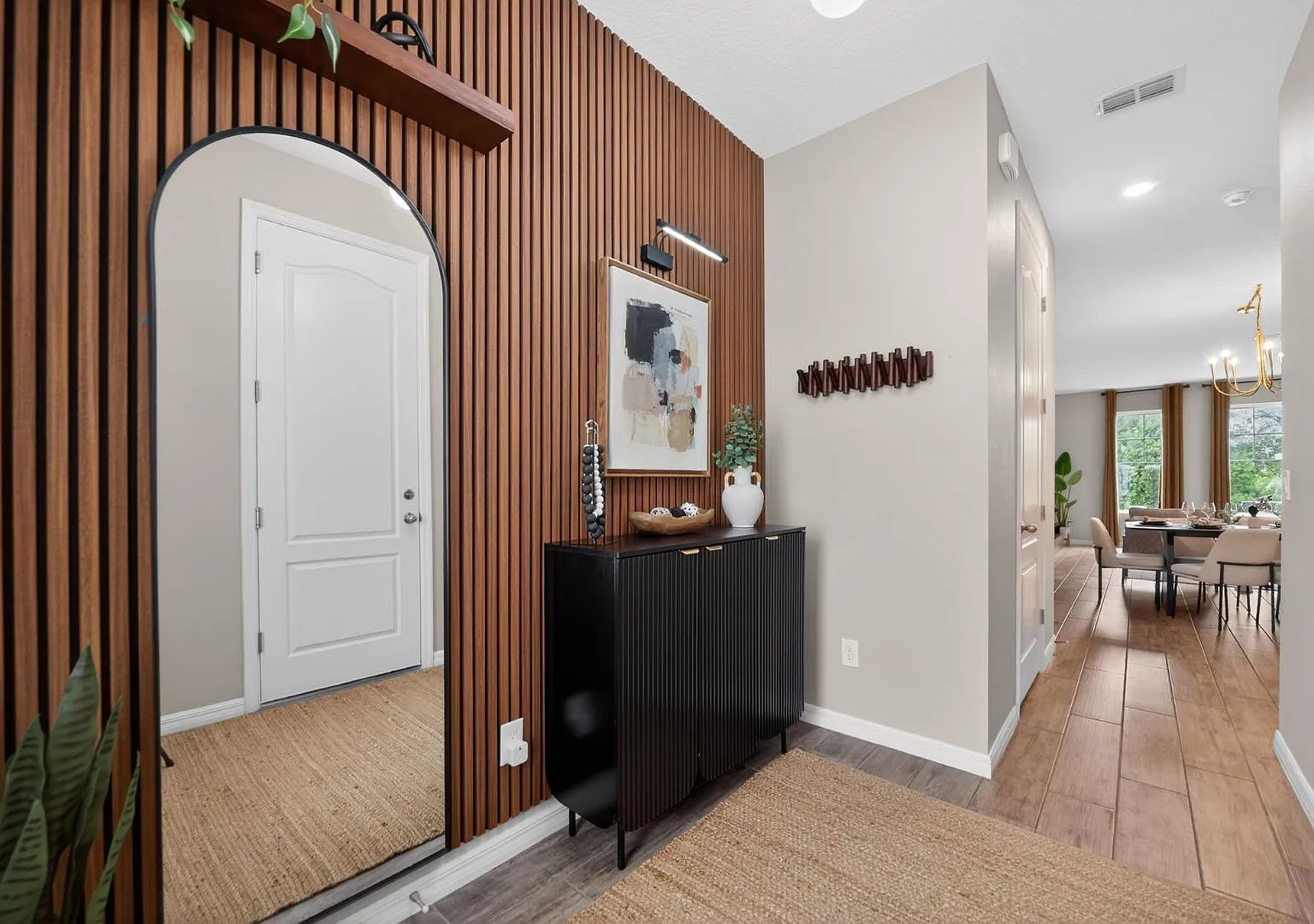 632 Benoi Dr - 632 Benoir Dr — Photo 1