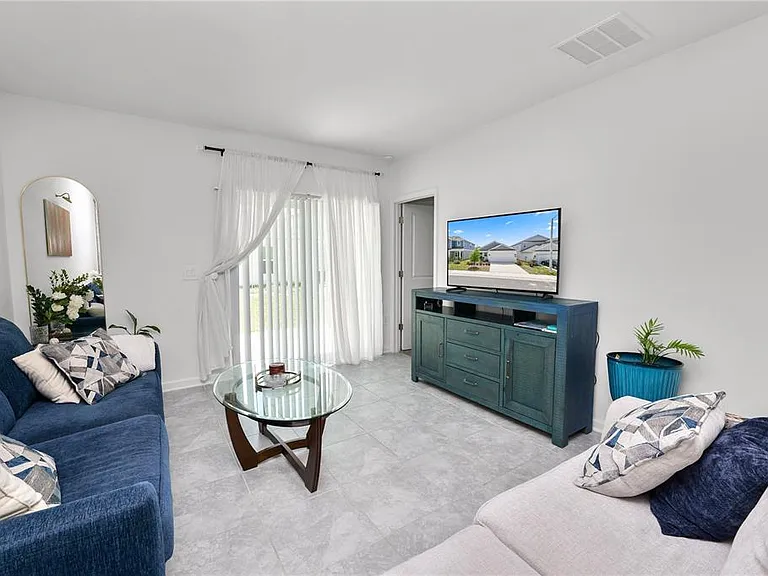 1740 White Water Ct — Photo 6