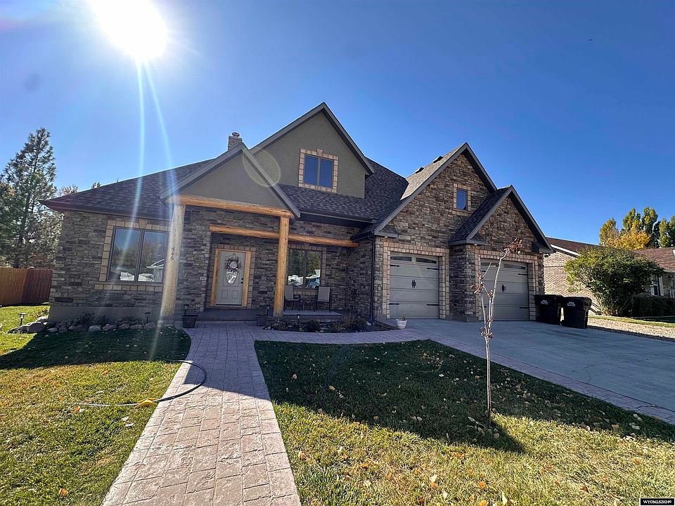 1st image of 546 S Cottonwood
