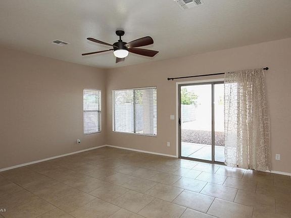 4th image of 1518 E Branham Ln