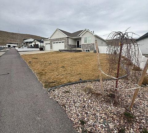 2nd image of 9888 N Elkhorn Rd