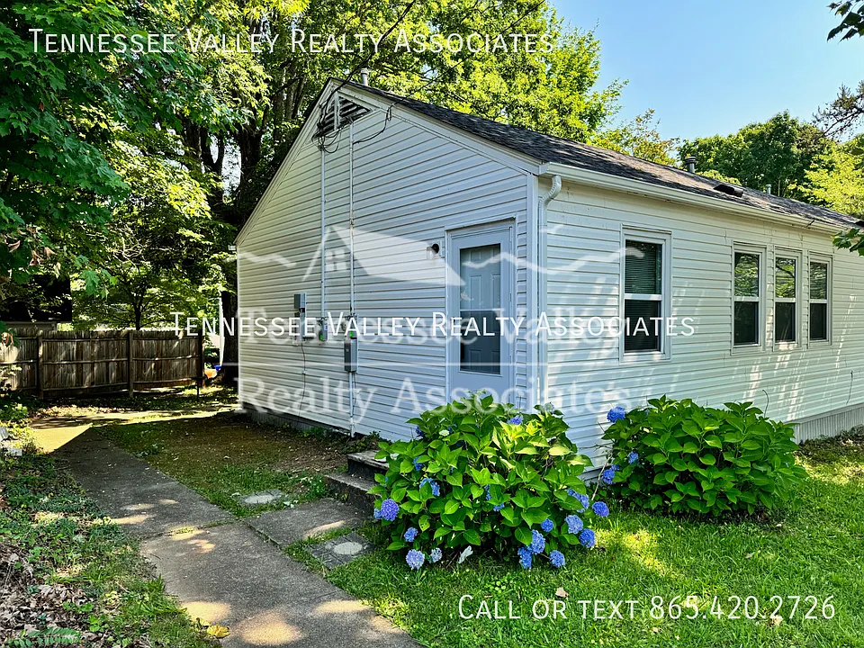 722 W Outer Dr