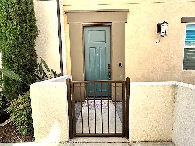 623 W Foothill Blvd #44 — Photo 2