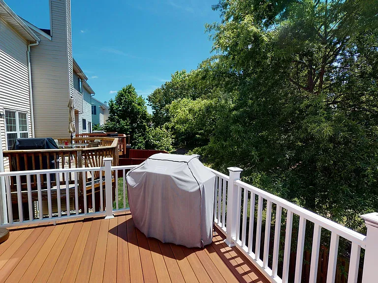 719 Summertime Dr — Photo 20