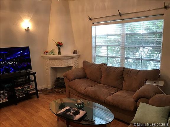 3rd image of 1605 Euclid Ave APT C-1