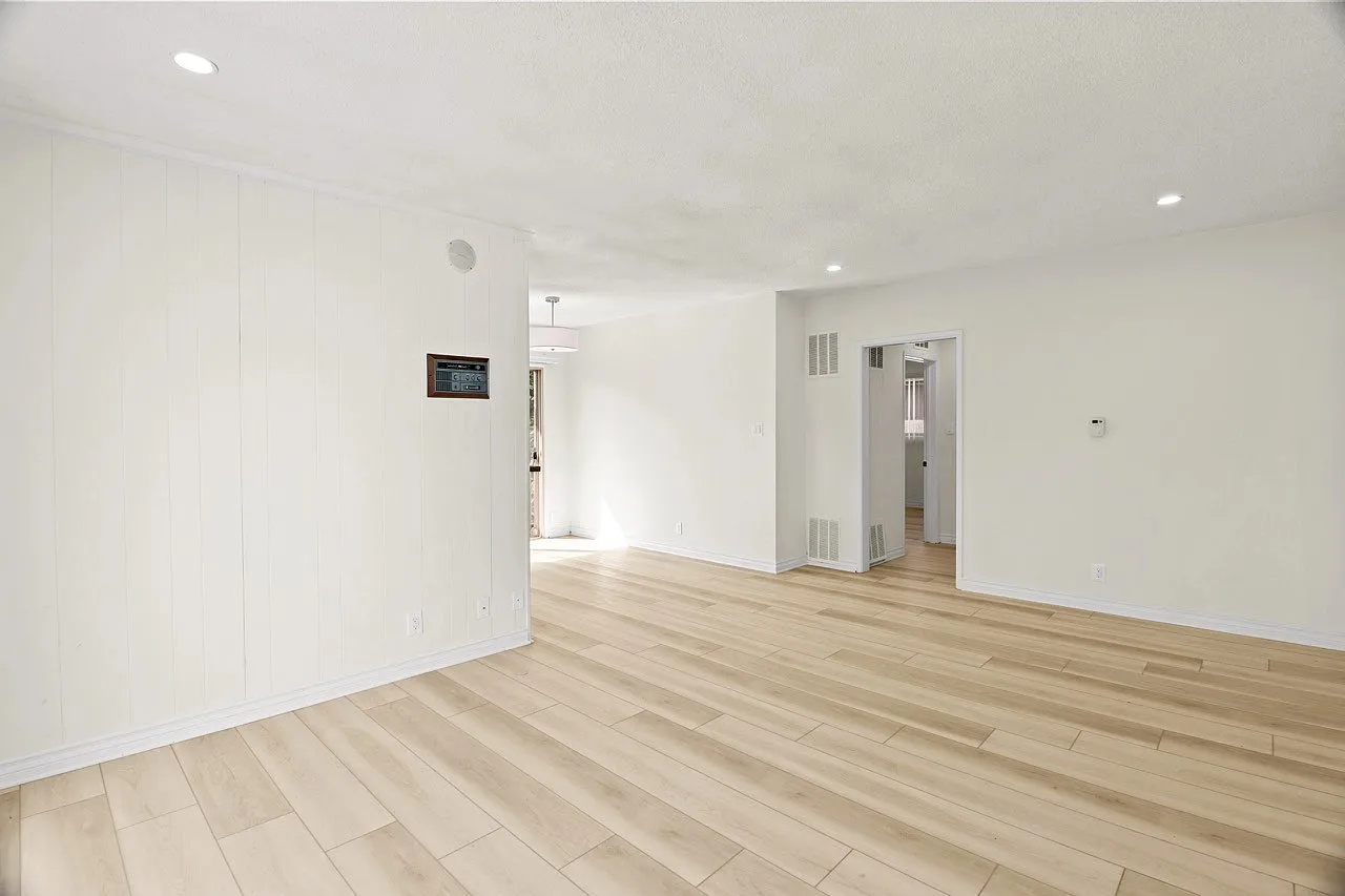 2 bed, 1.5 bath, $2,950 — Photo 4