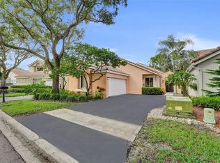 Central Park Lake, Plantation, FL 33324