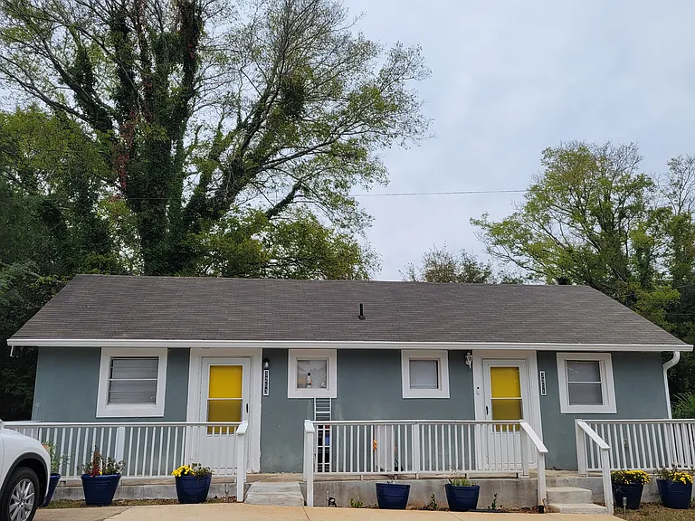 3251 Highpoint Dr — Photo 10