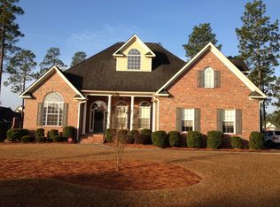 3012 Kibirnie Ln, Fayetteville, NC 28306