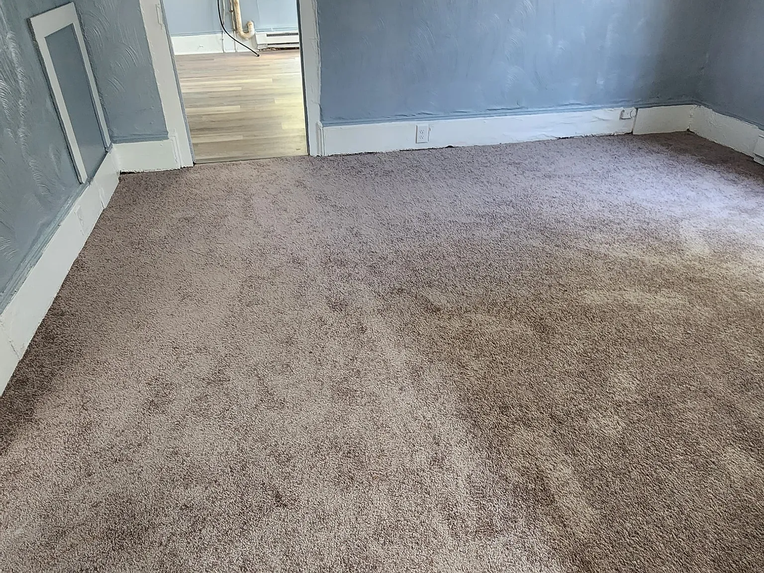3 bed, 1265 sqft, $1,585 — Photo 3