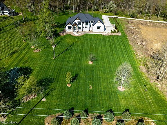 4th image of 1370 Fixler Rd