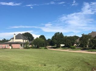 18031 N Mission Hills Ave, Baton Rouge, LA 70810