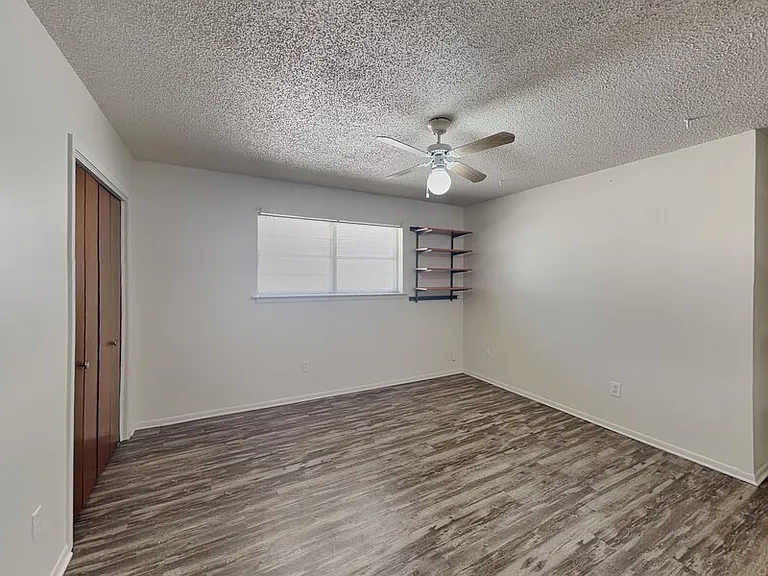 6220 Wheaton Dr — Photo 9