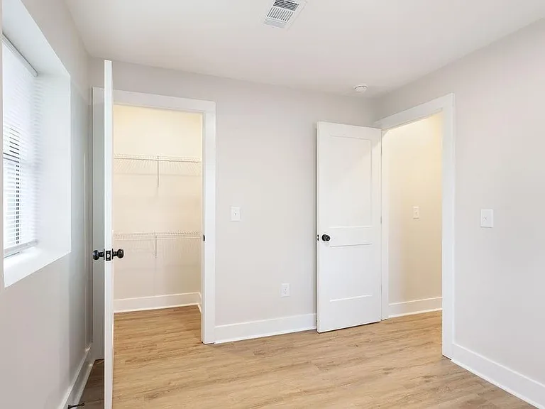 396 Linden Ave NE #105 — Photo 12