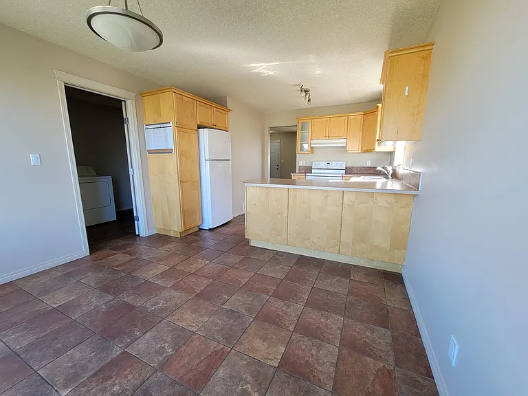 36 Pinnacle St — Photo 17