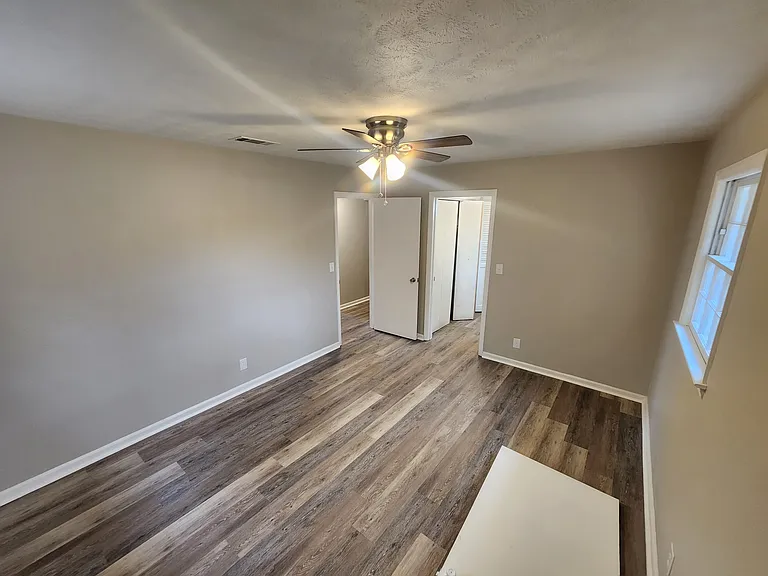 5401 Lichfield Rd — Photo 31