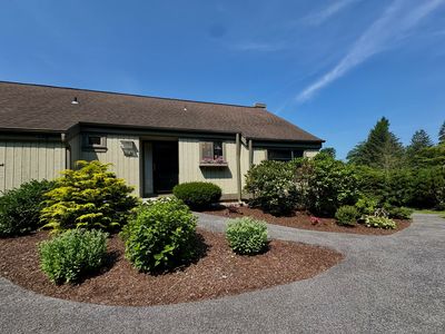 570 Heritage Village #B, Southbury, CT, 06488