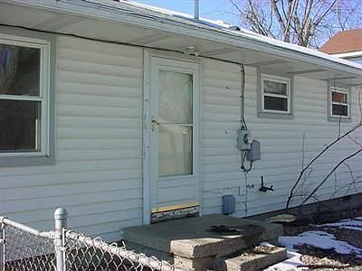 2nd image of 2862 Galewood St