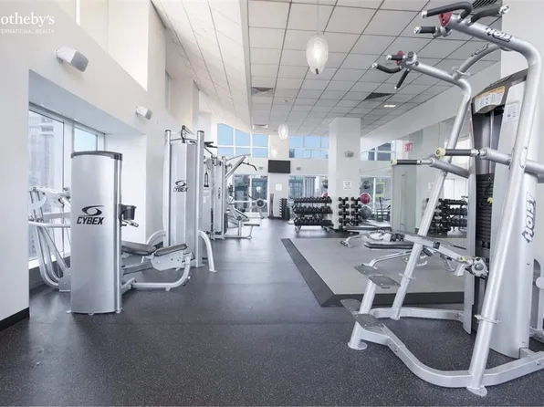 350 West 42nd Street image 17 of 19