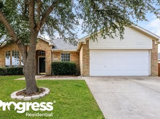 1502 Rancho Domingues Rd, Corinth, TX 76210