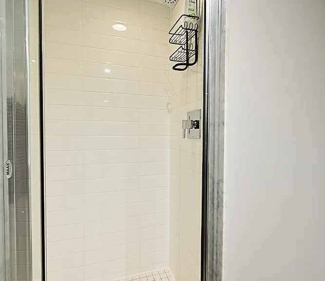 125 Western Battery Rd #913 — Photo 35