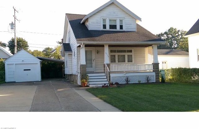 1st image of 4715 Wood Ave