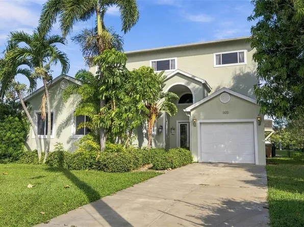 314 10th Ave, Indian Rocks Beach, FL 33785