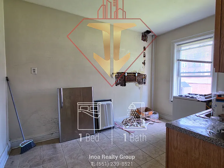 85 W 32nd St #A3 — Photo 2