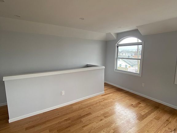 5th image of 614 Beach 67 St