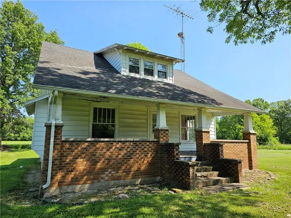 1497 Cumberland Rd, Toledo, IL 62468