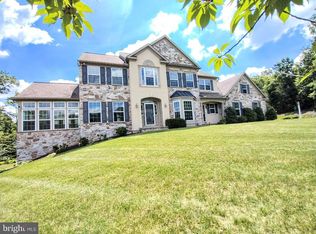 540 Quaker Hill Rd, Morgantown, PA 19543
