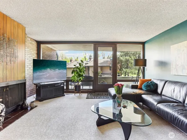 10915 Glen Acres Drive S #21A, Burien, WA 98168