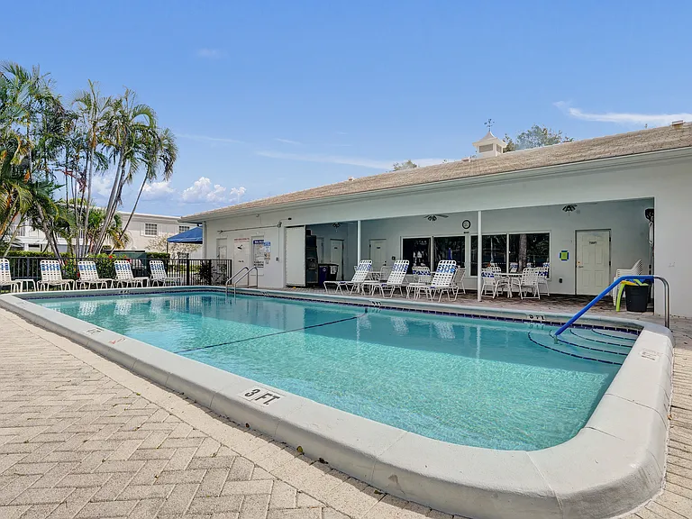 6289 Bay Club Dr #3 — Photo 28