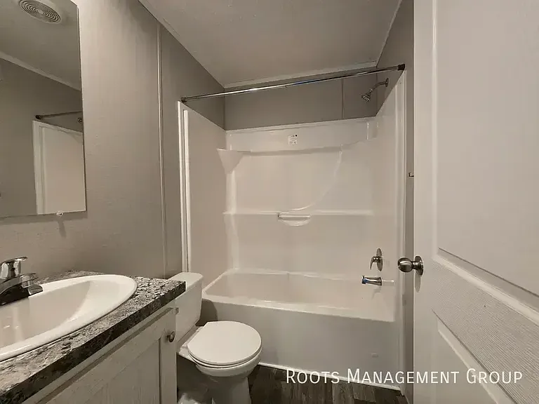 75 Eagle Dr #75 — Photo 8