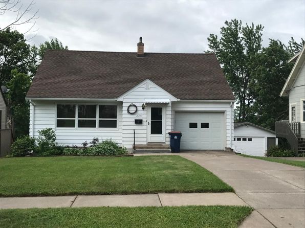 220 W Winona St