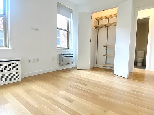 Rented by Corcoran | media 22