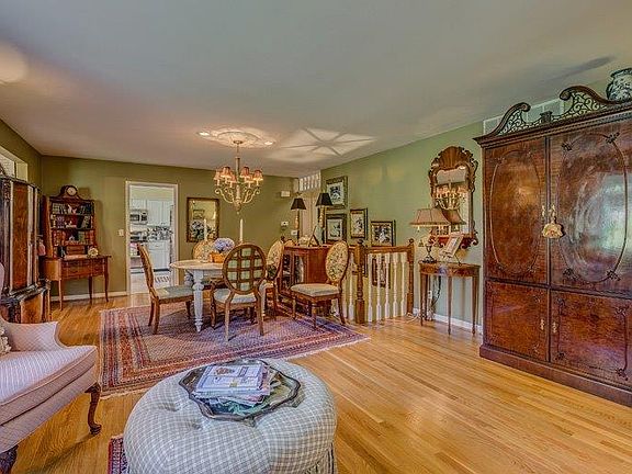 5th image of 6116 Crittenden Dr