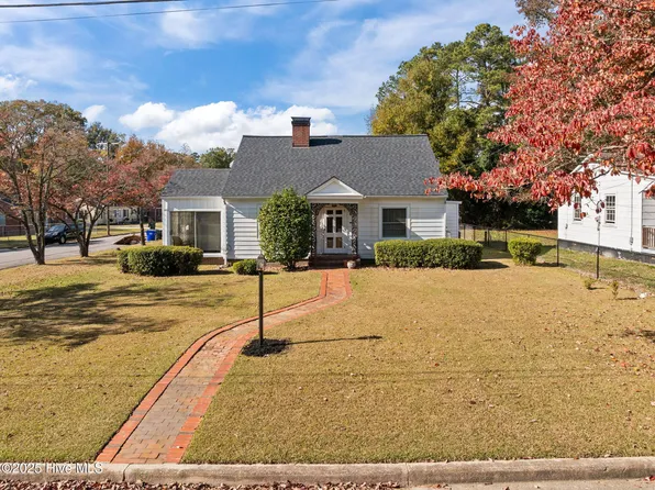 1500 Pollock Street, Kinston, NC 28501