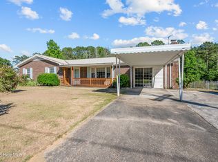 207 Maplehurst Drive, Jacksonville, NC 28540