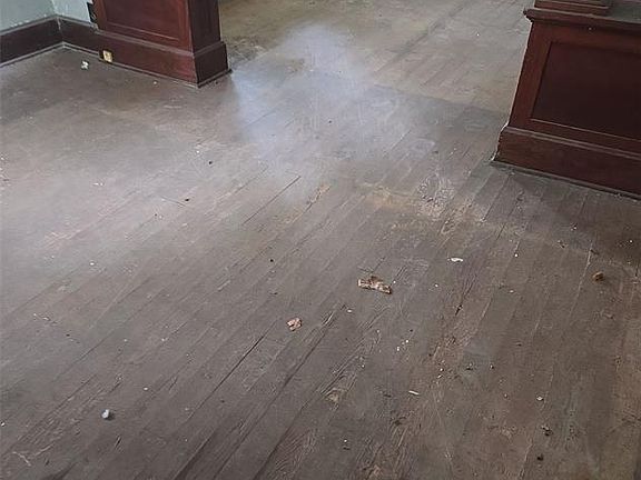 2nd image of 3328 Oakland Ave