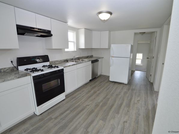 2411 E 12th St, Cheyenne, WY 82001