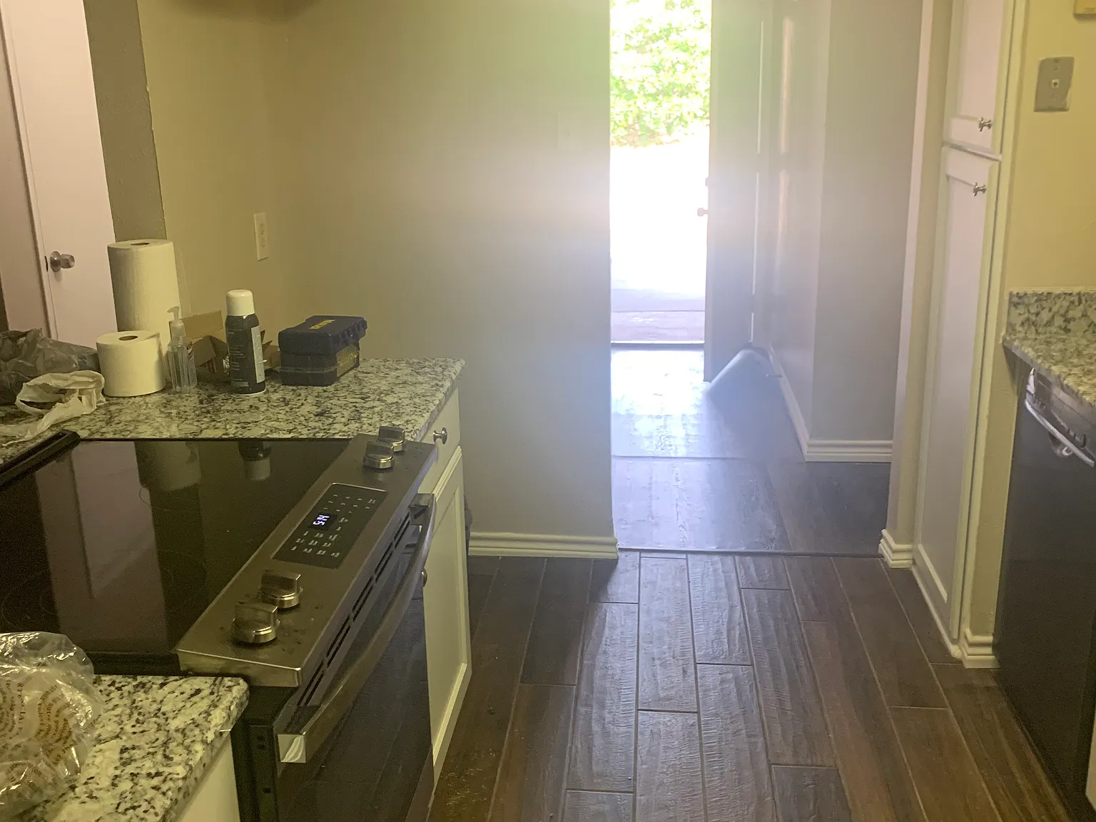 7504 Folkstone Dr — Photo 4