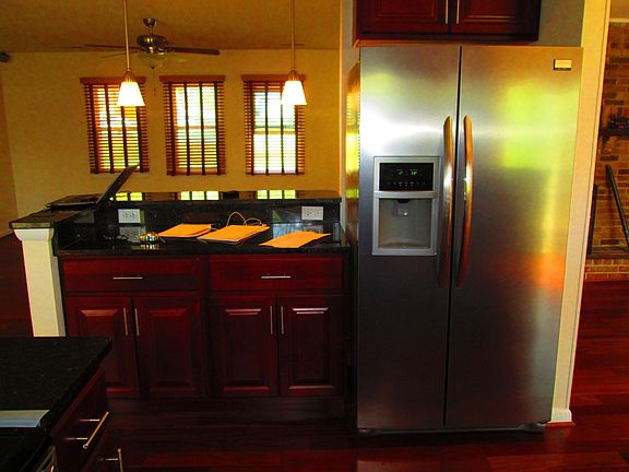 5th image of 2111 Aquia Dr