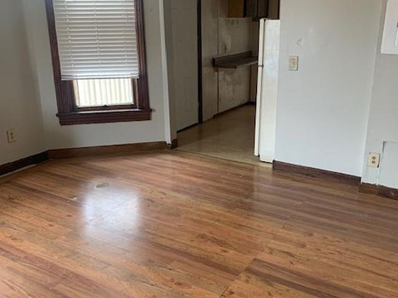 4th image of 1608 N Central St APT 1